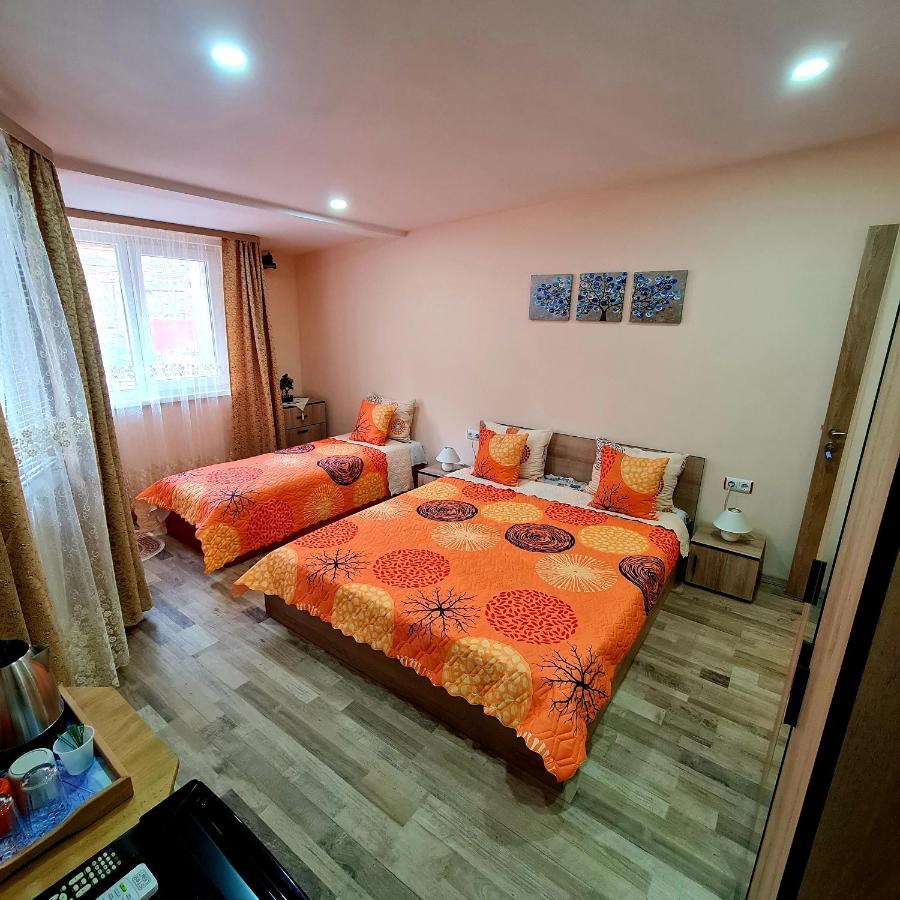 Fema Guest House Balchik Exterior foto